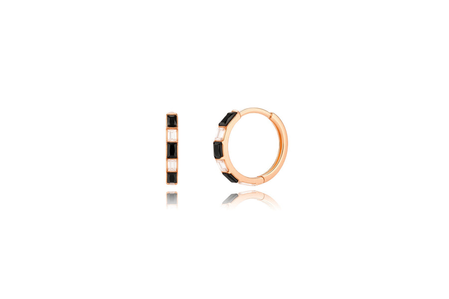 Auksiniai auskarais su juodais cirkoniais