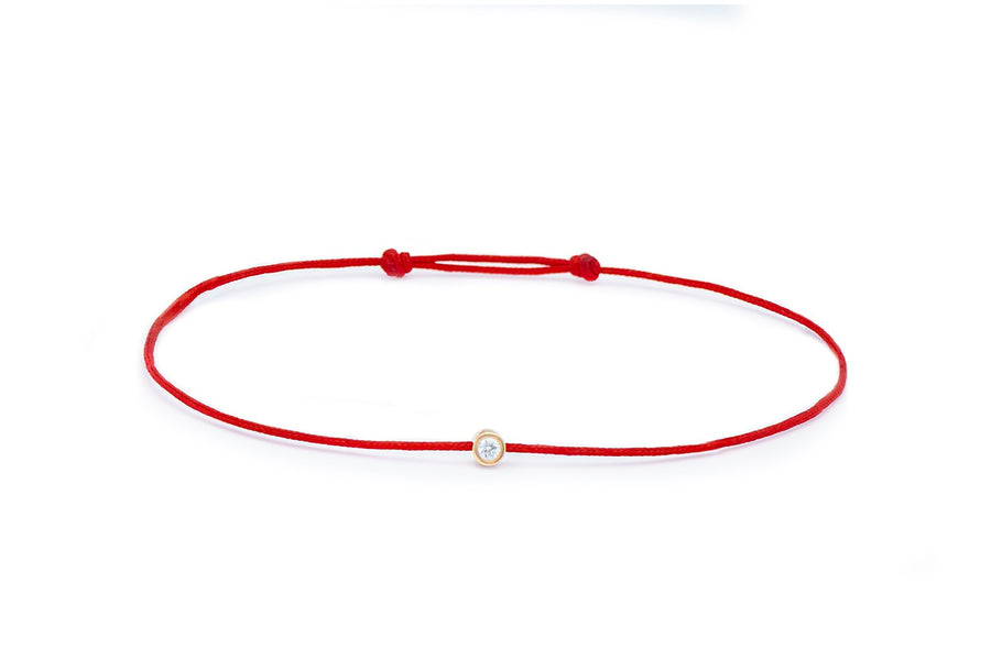 Raudono siūlo apyrankė su briliantu