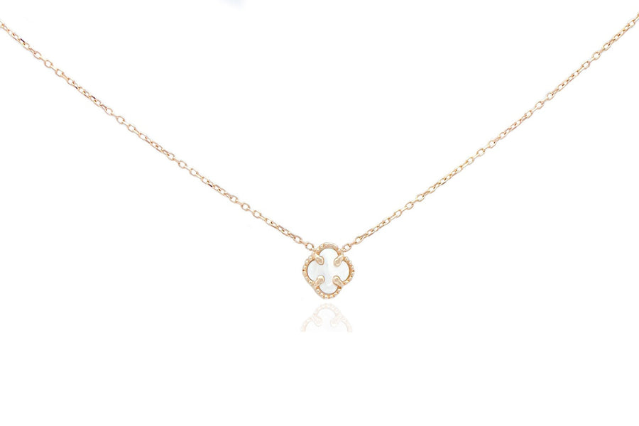 Auksinė grandinėlė su perlamutro pakabuku