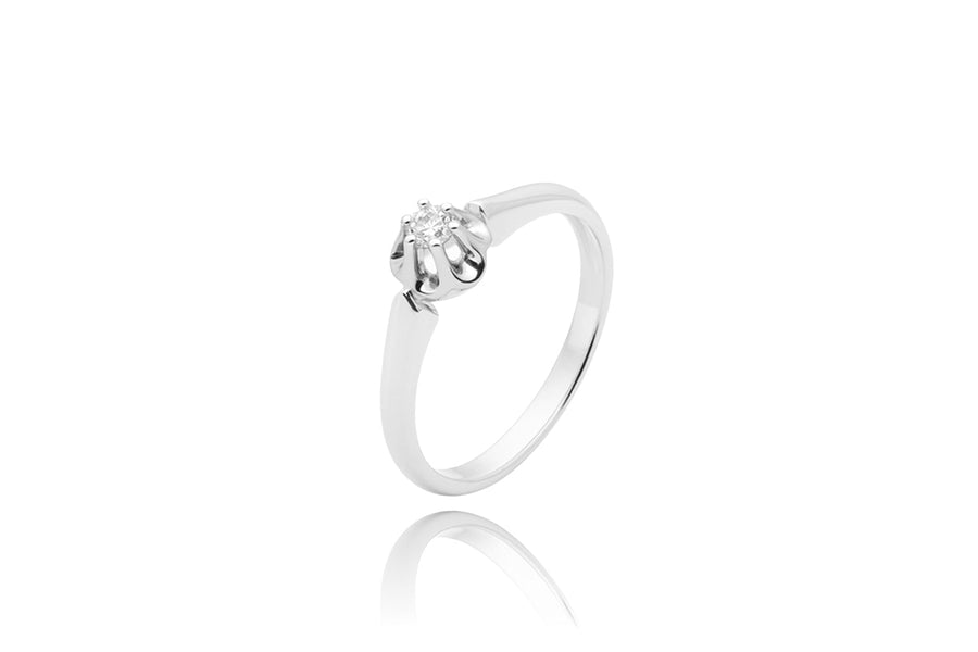 Auksinis žiedas su briliantu